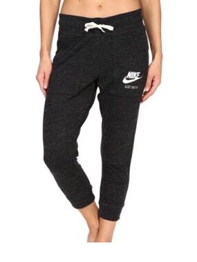 Nike Vintage Jogger Sweatpants - Size Small